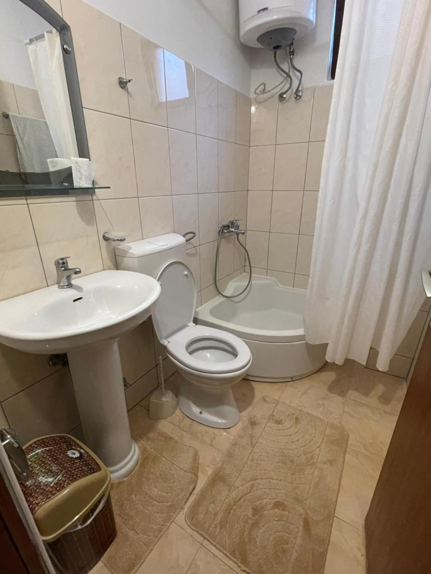 Days Inn Apartments Ulcinj Room photo